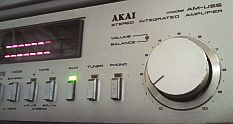 AKAI AMU55