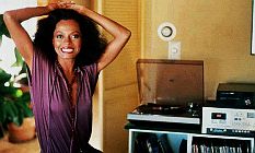 Diana Ross Akai