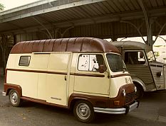 Estafette Renault et Tub Citroën