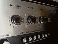 détail façade Grundig SV 80 M