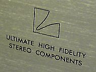 logo Luxman stylisé