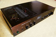 ampli Proton 520 façade marron