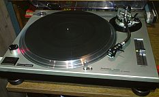 mythique TECHNICS SL1200 MKII en fonction - vendue